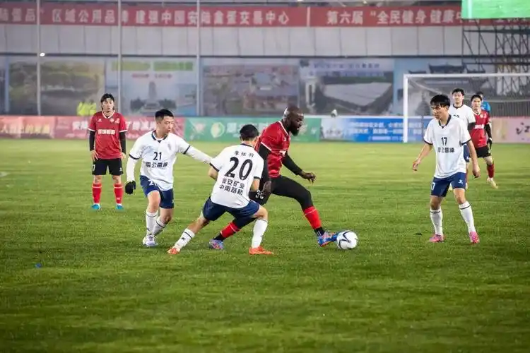 欧联杯：热刺 VS 罗马